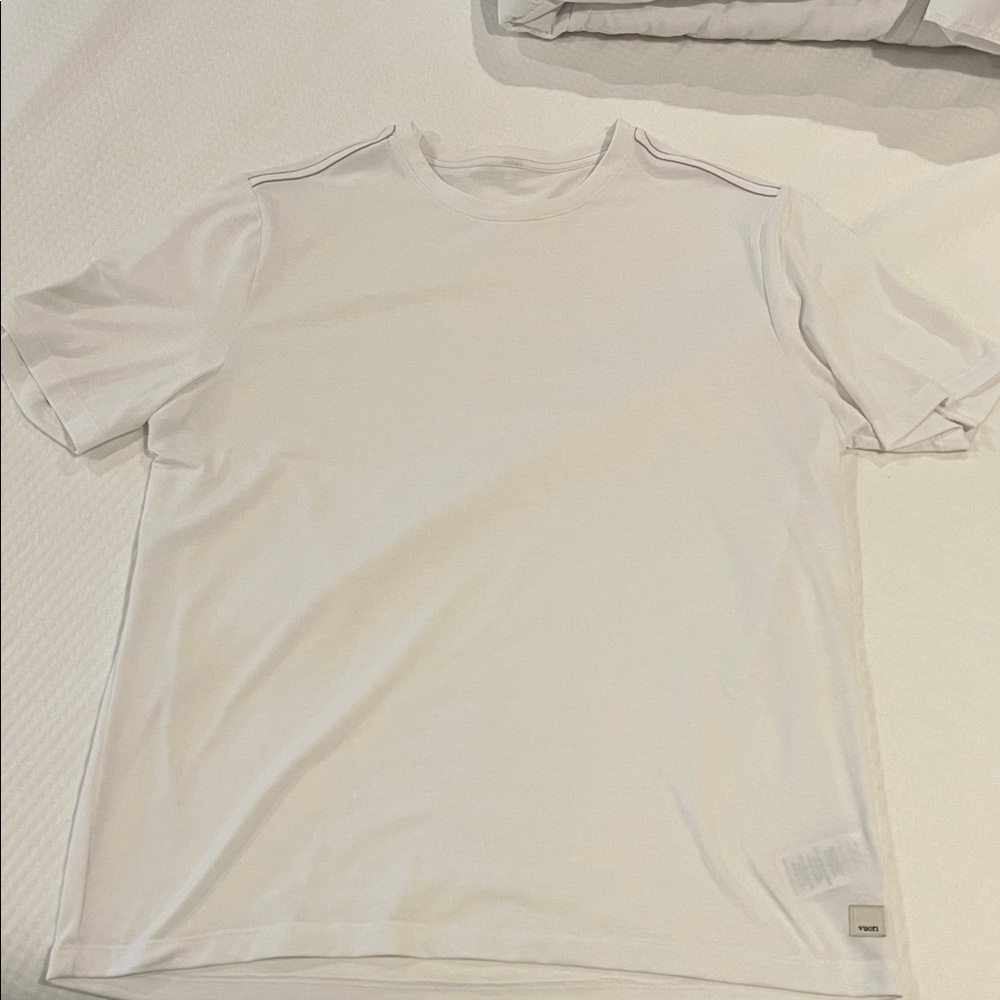 Vuori White Short Sleeve Tee